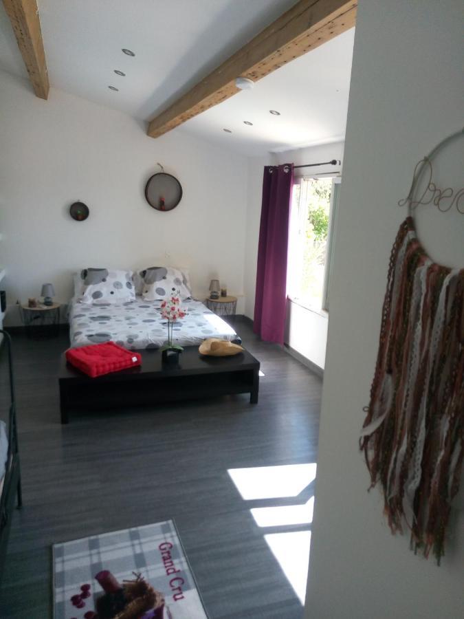 Gite Chez Mamiyo Gallargues Le Montueux Екстериор снимка
